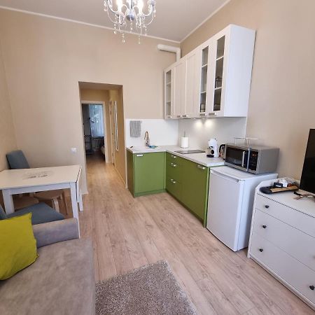 Cosy One Seperate Bedroom Apartment In City Center, Perfect For Family Trip. Riga Ngoại thất bức ảnh