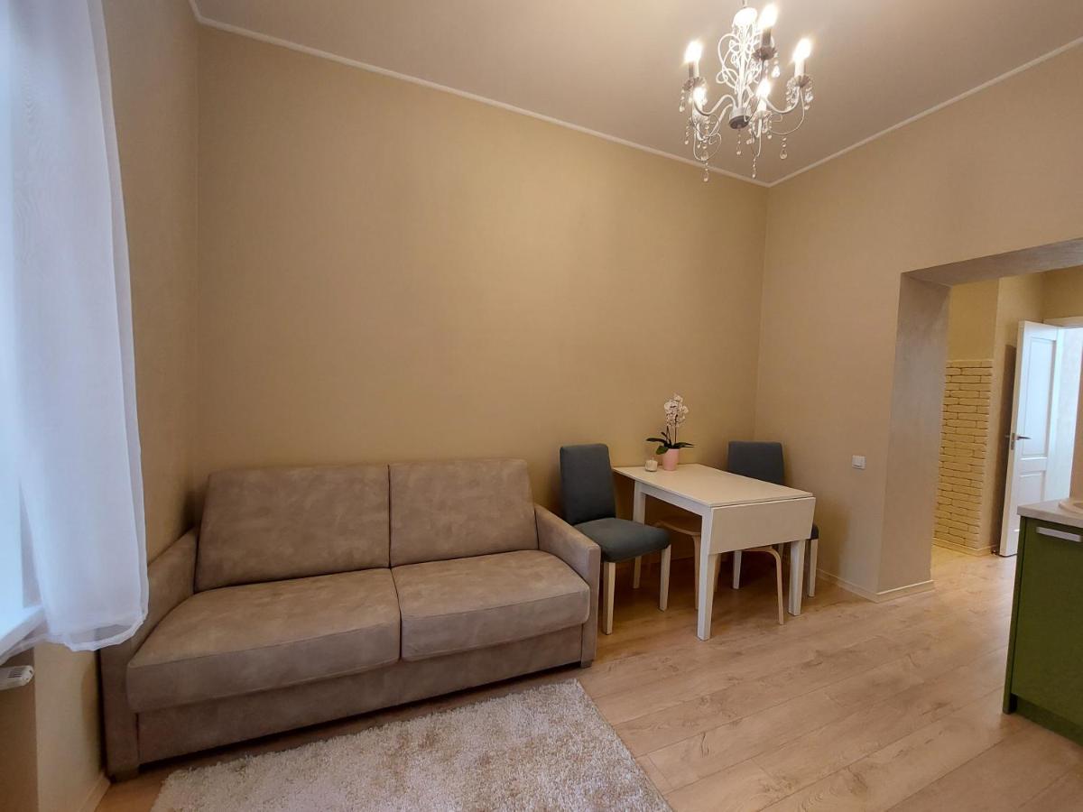 Cosy One Seperate Bedroom Apartment In City Center, Perfect For Family Trip. Riga Ngoại thất bức ảnh